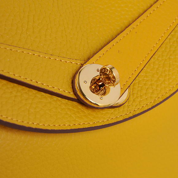 High Quality Replica Hermes Lindy 30CM Havanne Handbags 1057 Yellow Leather Golden Hardware